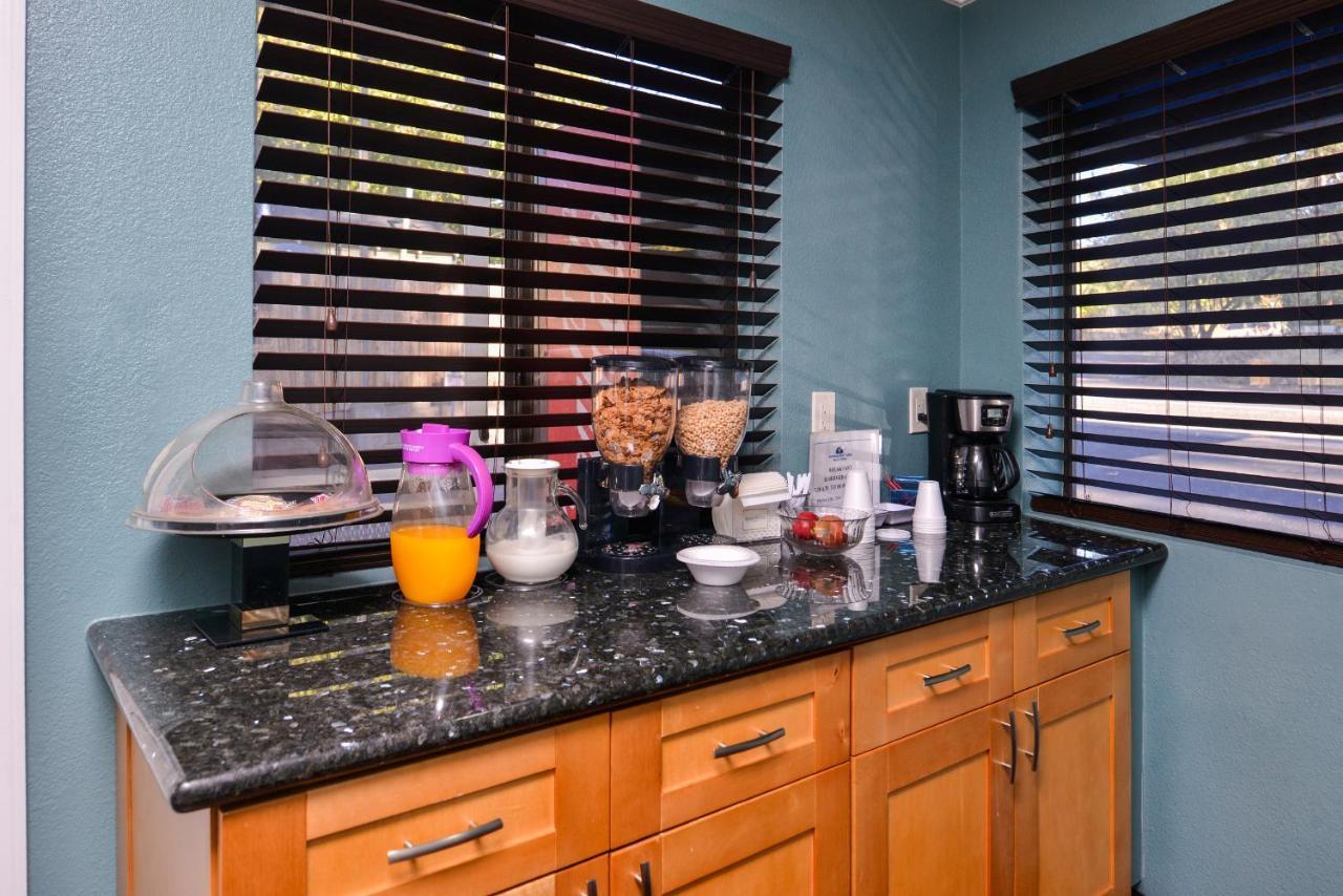 Americas Best Value Inn And Suites Clearlake Luaran gambar