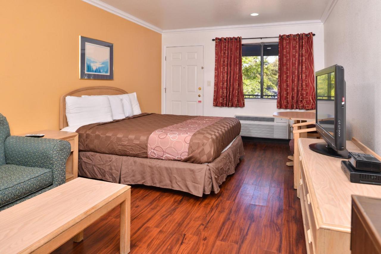 Americas Best Value Inn And Suites Clearlake Luaran gambar